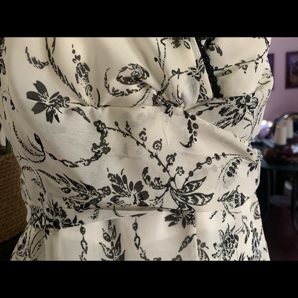 🎊🎊🎊- Connected Apparel- Spring Dress- Size 10 - Picture 3 of 7